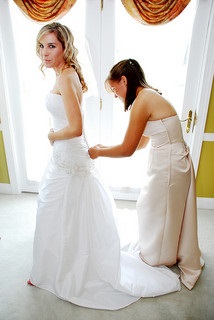 The Busy Bride’s Guide to Selecting Wedding Gown Fabric