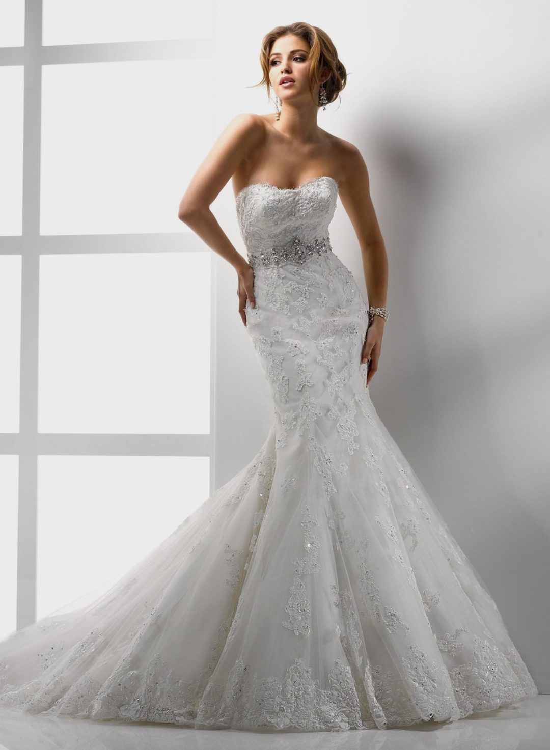 wedding gown for body type