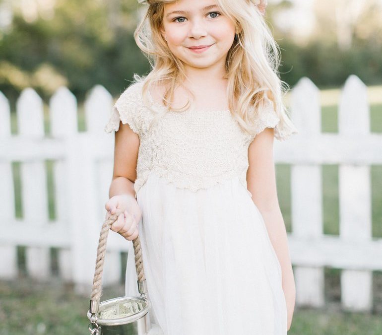 9 Adorable Trends For Flower Girls